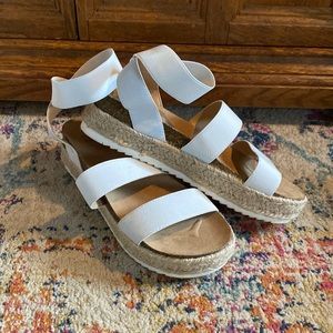 Time and Tru White Platform Sandals with Stretch Straps